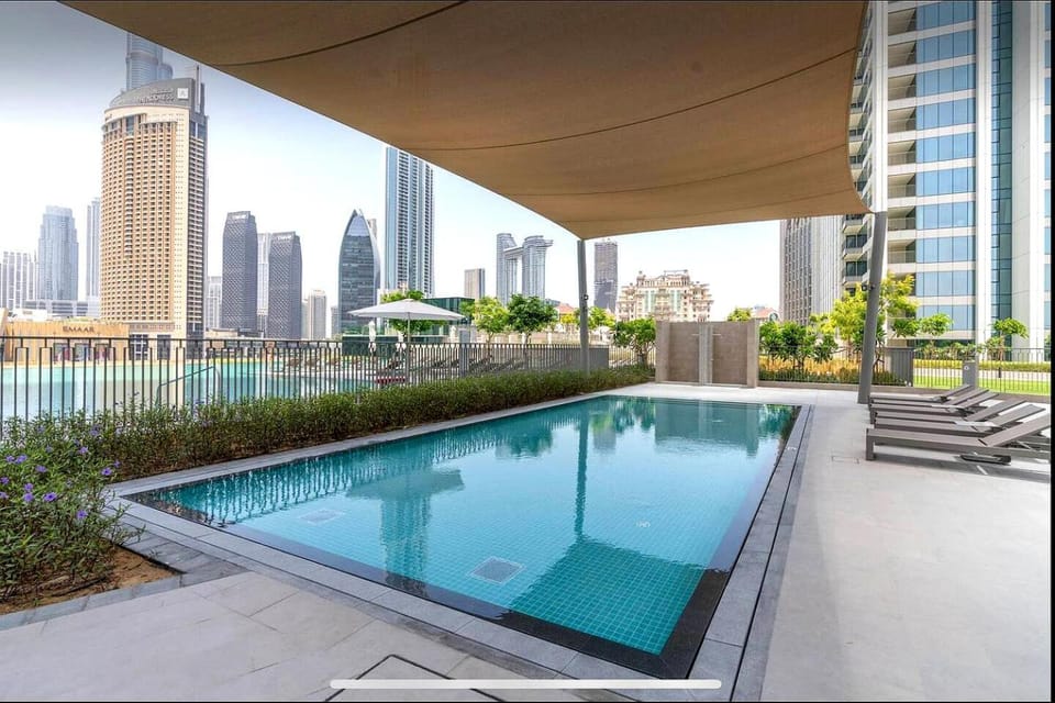 Property building, Swimming pool
