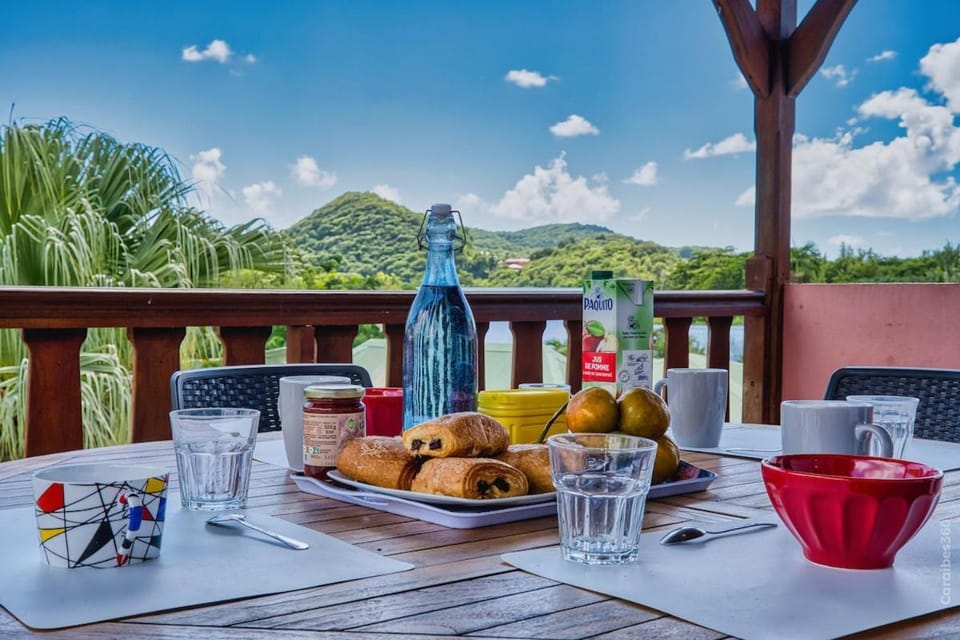 Day, Natural landscape, View (from property/room), Balcony/Terrace, Dining area, Mountain view
