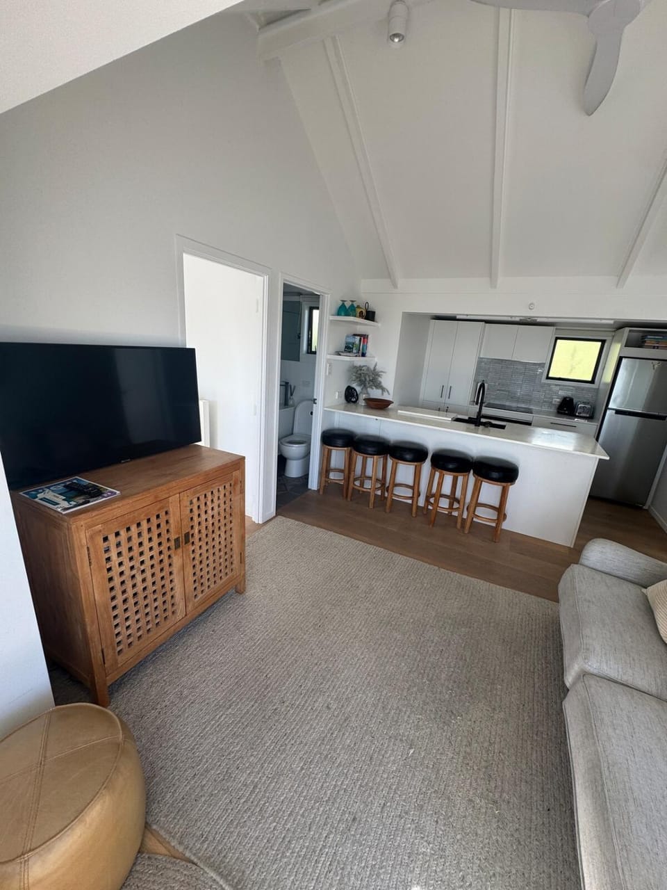 Living room, kitchen