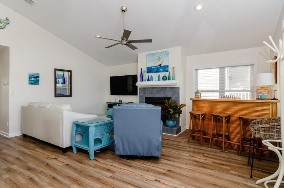 Beach Sweet by Bryant Real Estate House in Kure Beach