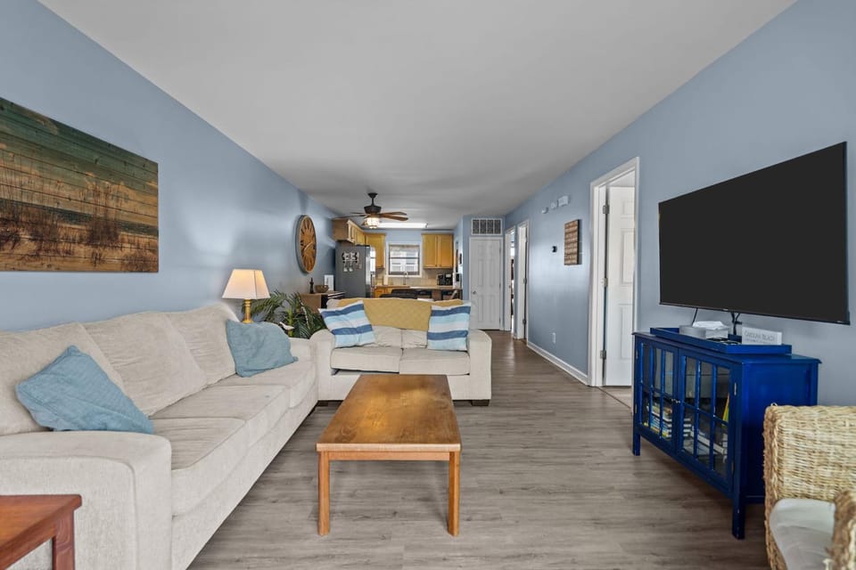 The Coastal Nest by Bryant Real Estate House in Carolina Beach