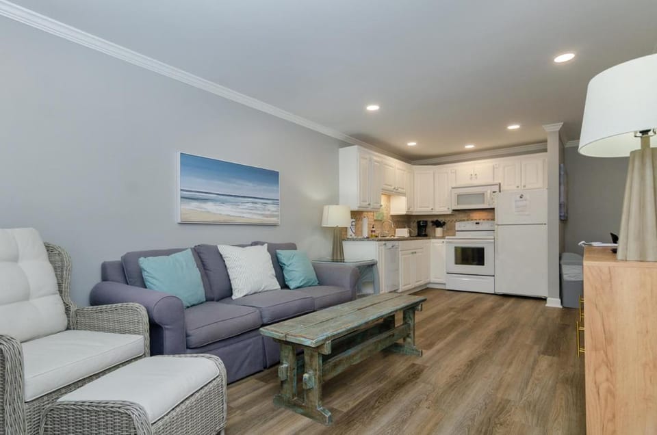 Shorebreak by Bryant Real Estate House in Wrightsville Beach