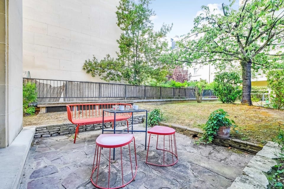 Garden, Balcony/Terrace