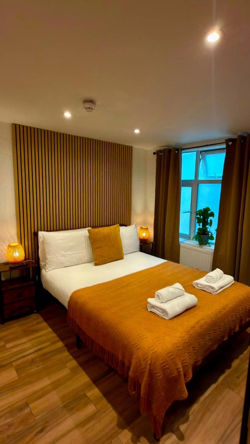 NativaStays Private En-suite Rooms & Kitchen Bed and Breakfast in London Borough of Southwark