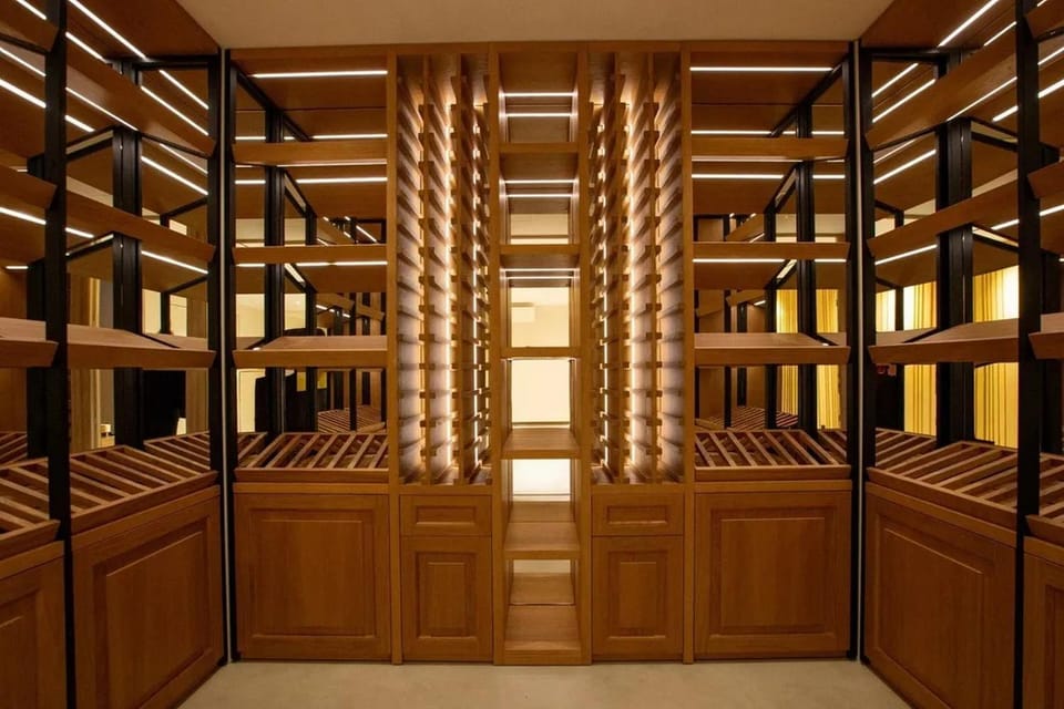 wardrobe