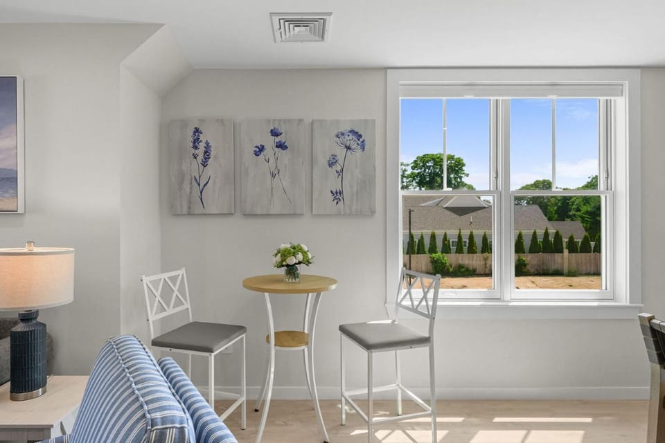 Main Street Hideaway - HPT - R28575-205 Apartment in Harwich