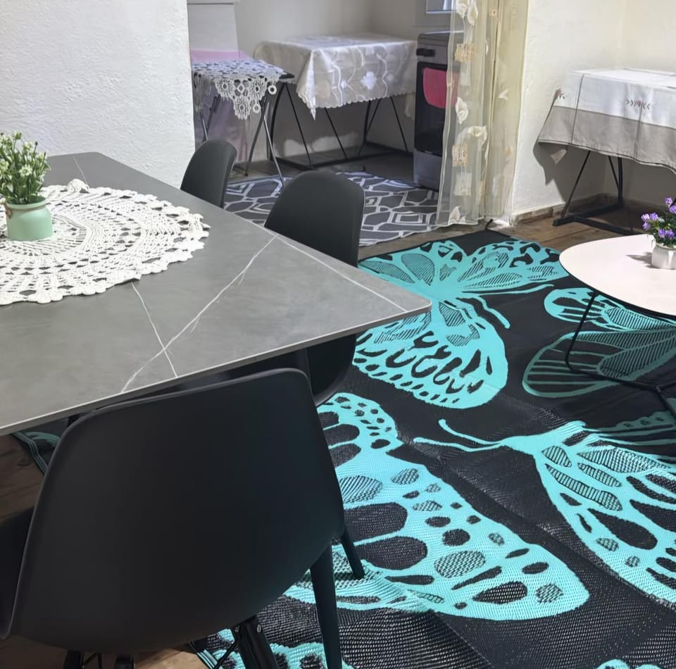 Moza Guesthouse Fterre House in Vlorë County, Albania