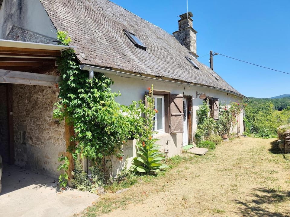La Salagnac House in Nouvelle-Aquitaine