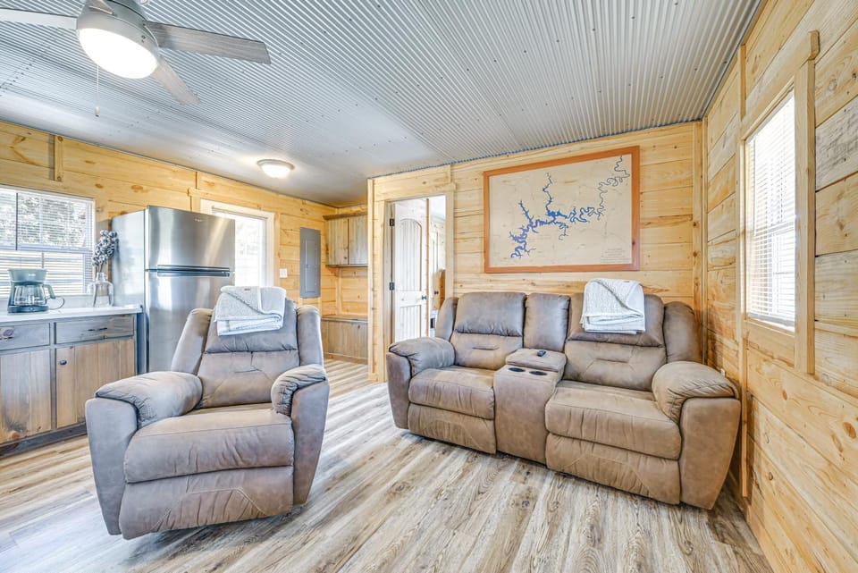 Fire Pit, Grill! Mammoth Cave Cabin Near Boat Ramp Cabin in Nolin Lake
