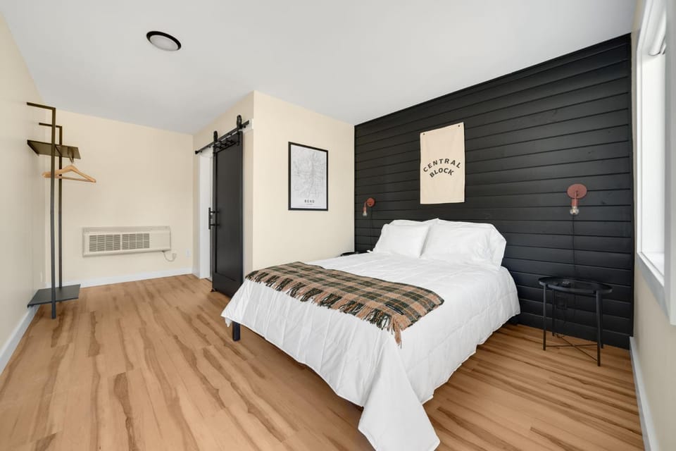 The Central Block Bend Motel Hotel in Bend