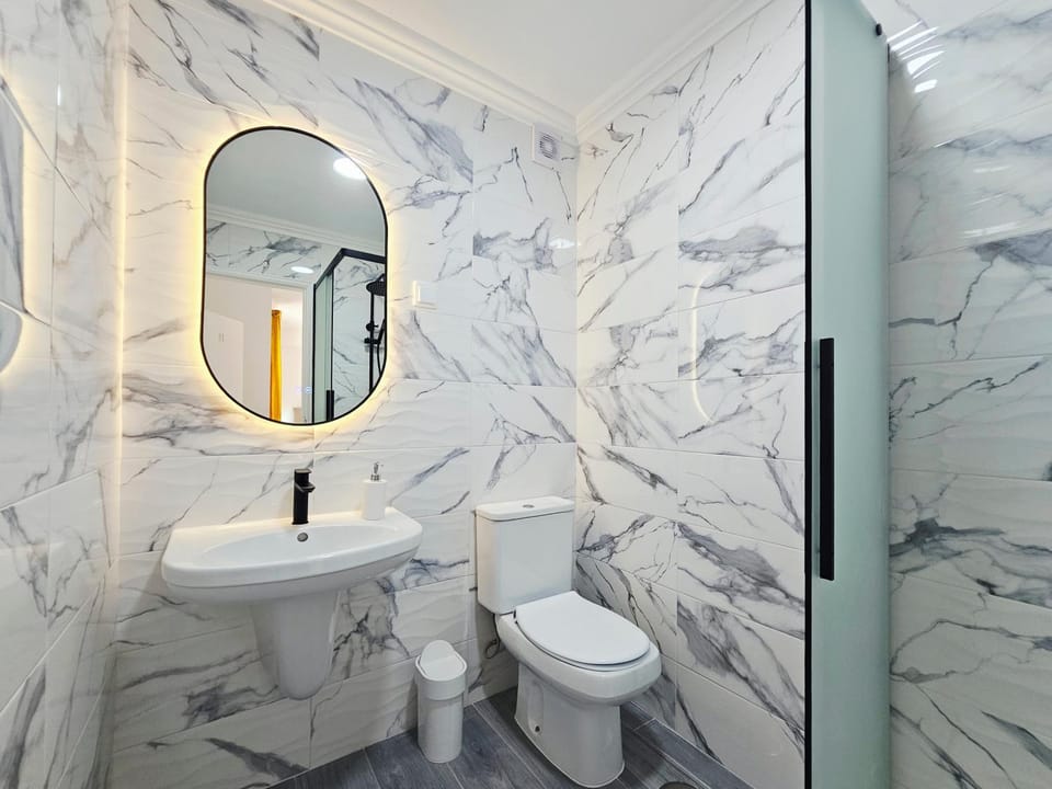 Shower, Bathroom