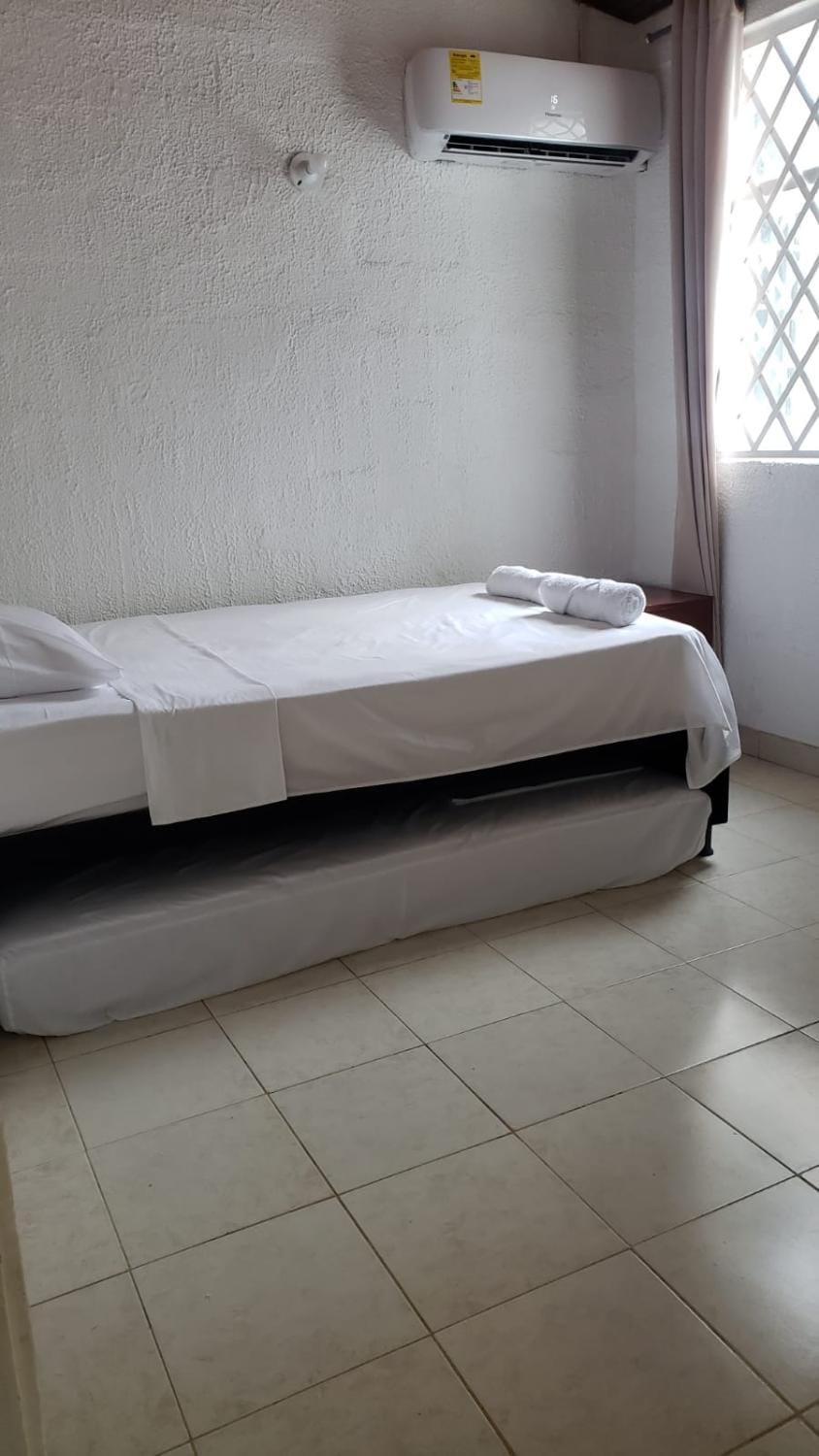 Acogedora casa entera con aire acondicionado Apartment in Neiva