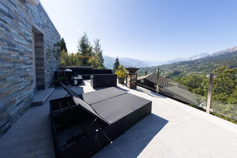 Villa moderne avec Jacuzzi - ski - golf Villa in Sierre