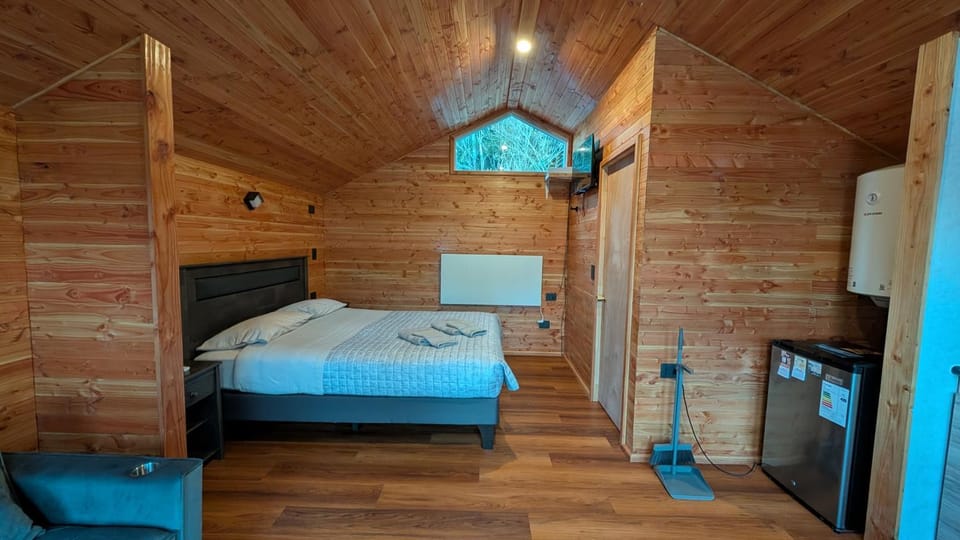 Bed, Garden view, heating