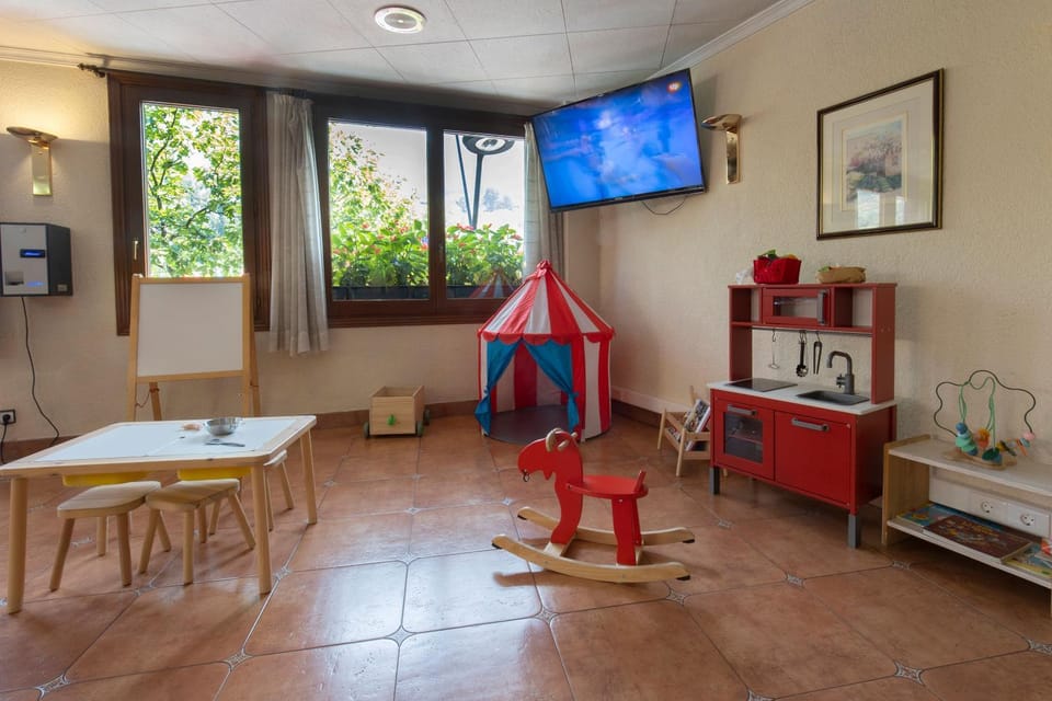 TV and multimedia, Kids's club