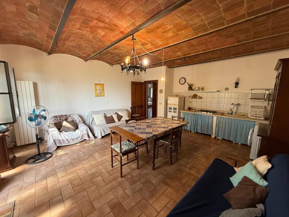 Kitchen or kitchenette, Living room, kitchen