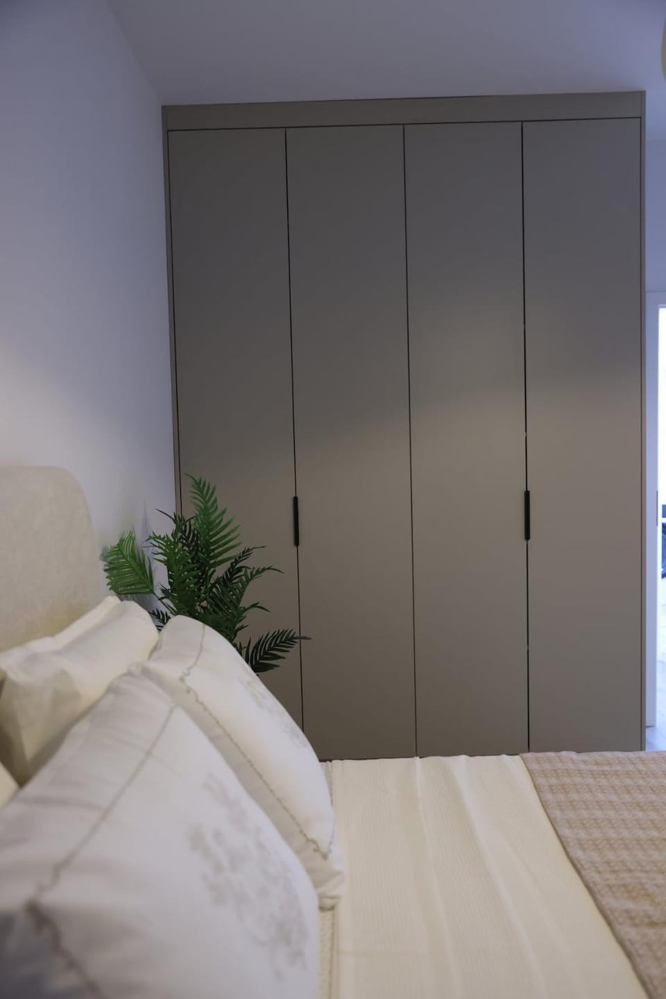 Bed, Bedroom, wardrobe