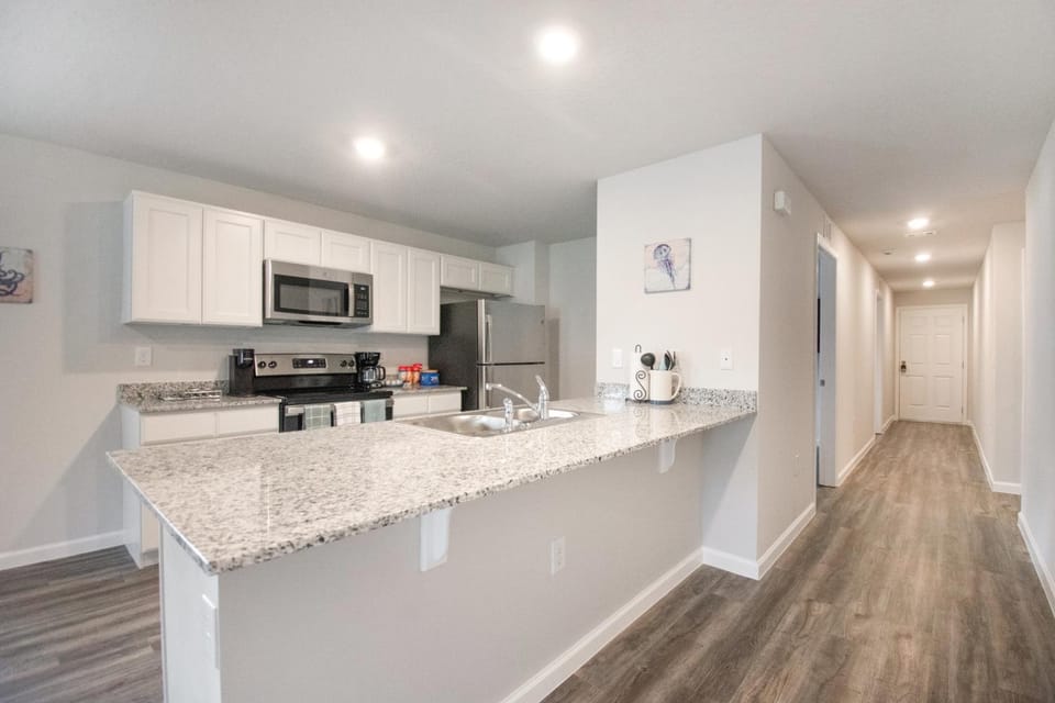 Spacious 4BR Palm Coast Home Near Beach & Golf Apartment in Palm Coast