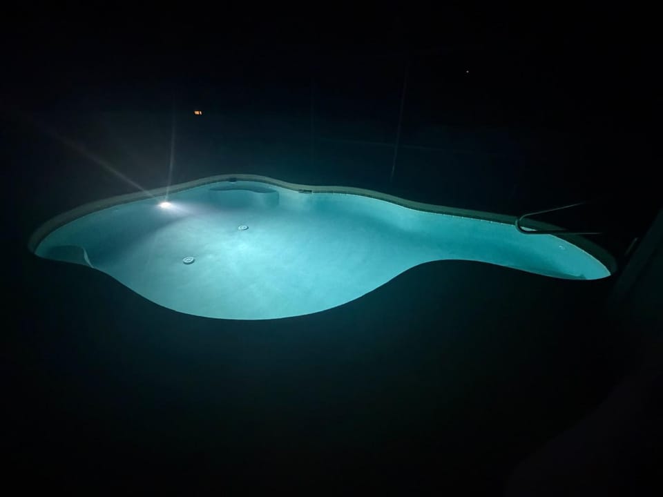 Venice Getaway 3 Bedrooms private heated pool House in South Venice