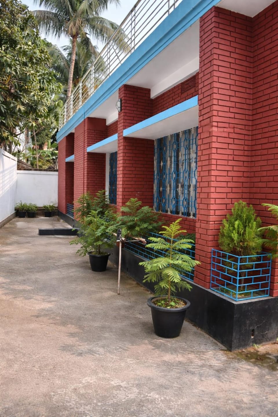 Property building, Day