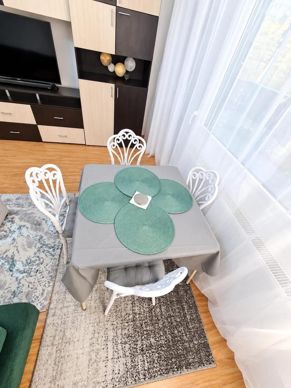 Bright & Cozy Apartment with Sunset View Apartment in Bucharest