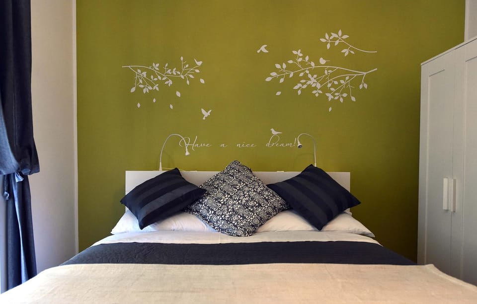 Bed, Decorative detail