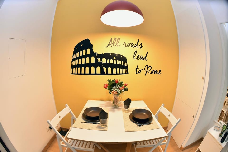 Decorative detail, Dining area