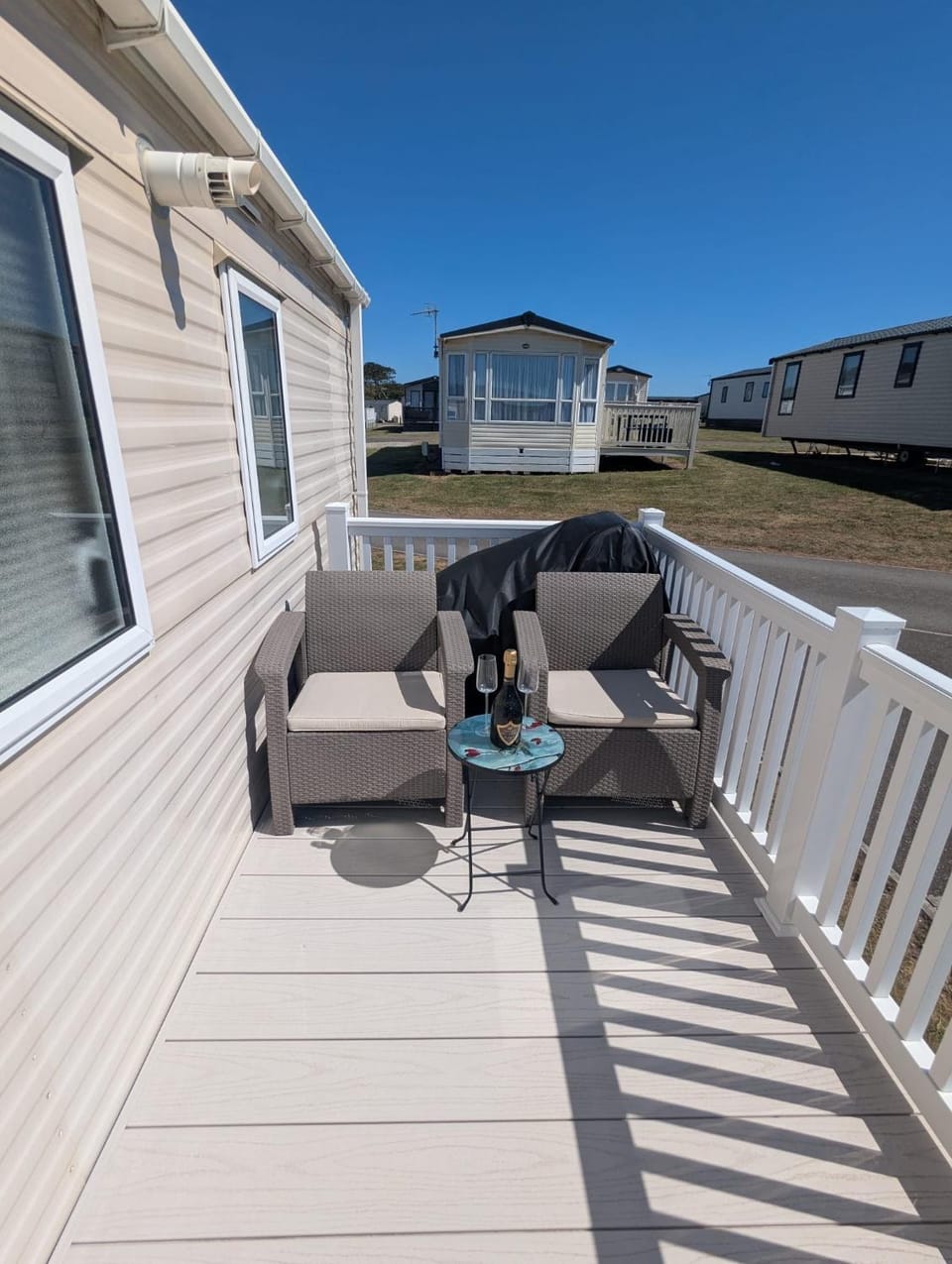 Balcony/Terrace, furniture