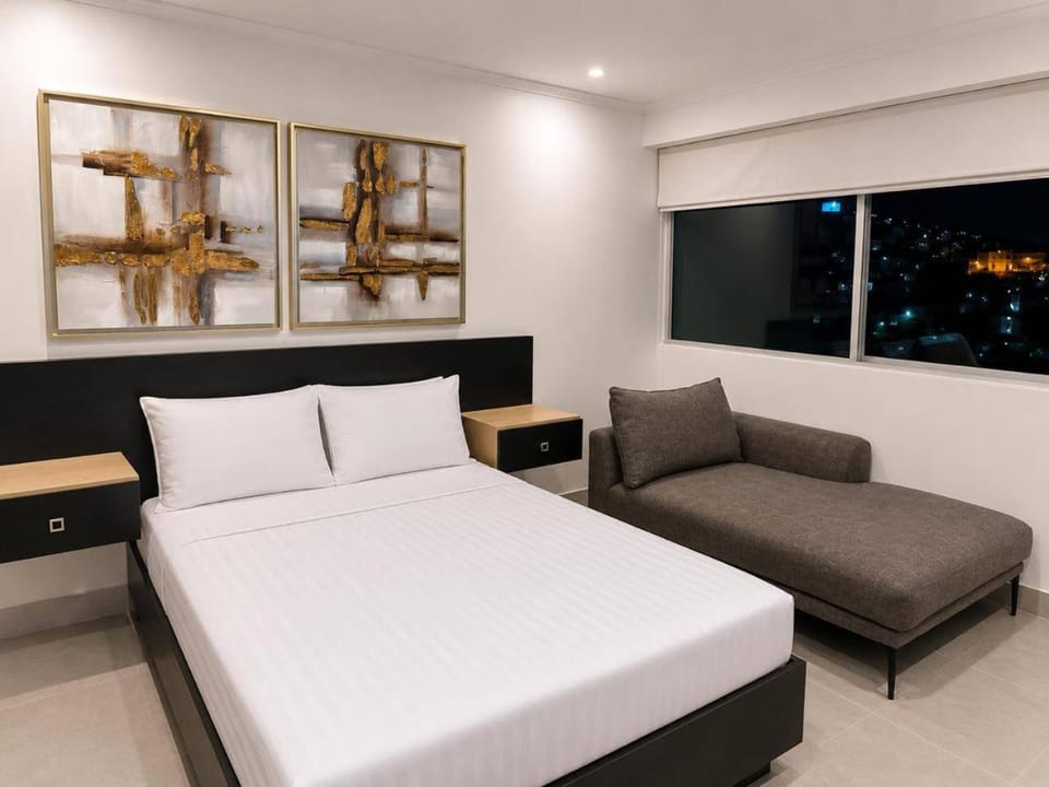 Bed, Living room, Photo of the whole room, Seating area, Bedroom