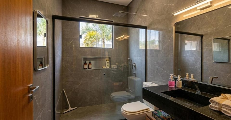 Shower, Bathroom, towels
