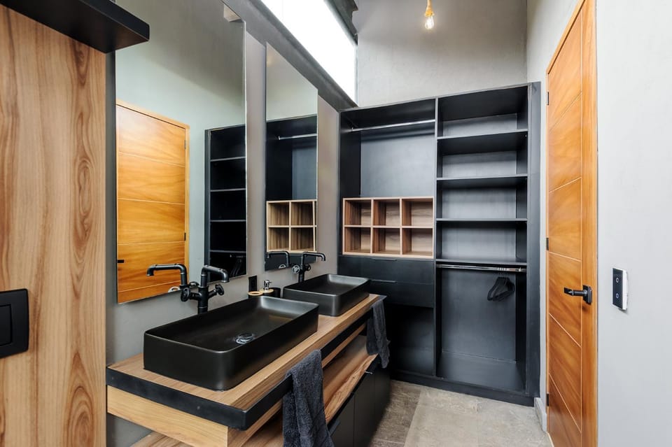 Bathroom, wardrobe