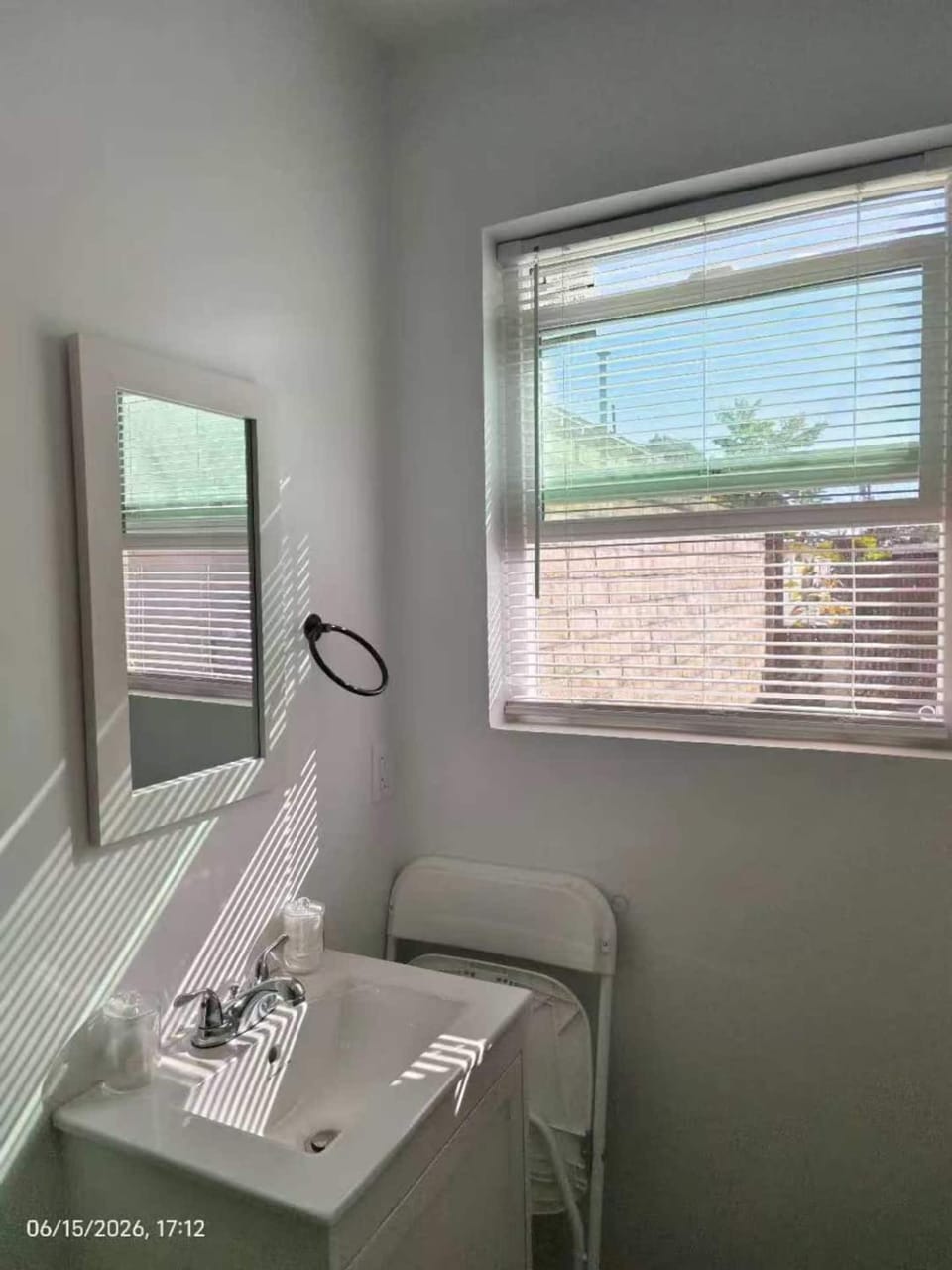 Tiny Studio in Orange Garden House in Mar Vista