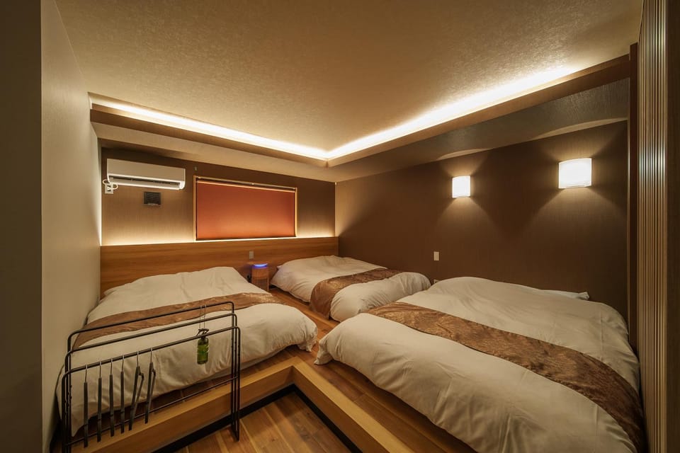 Bed, Bedroom, air conditioner