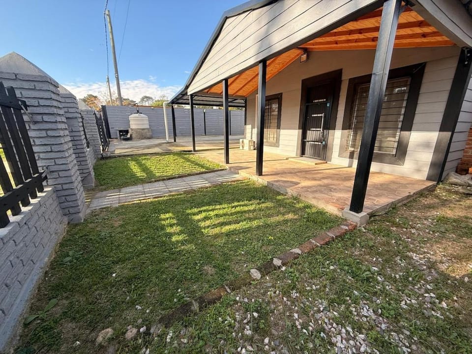 Descanso Cuchilla Alta House in Canelones Department, Uruguay