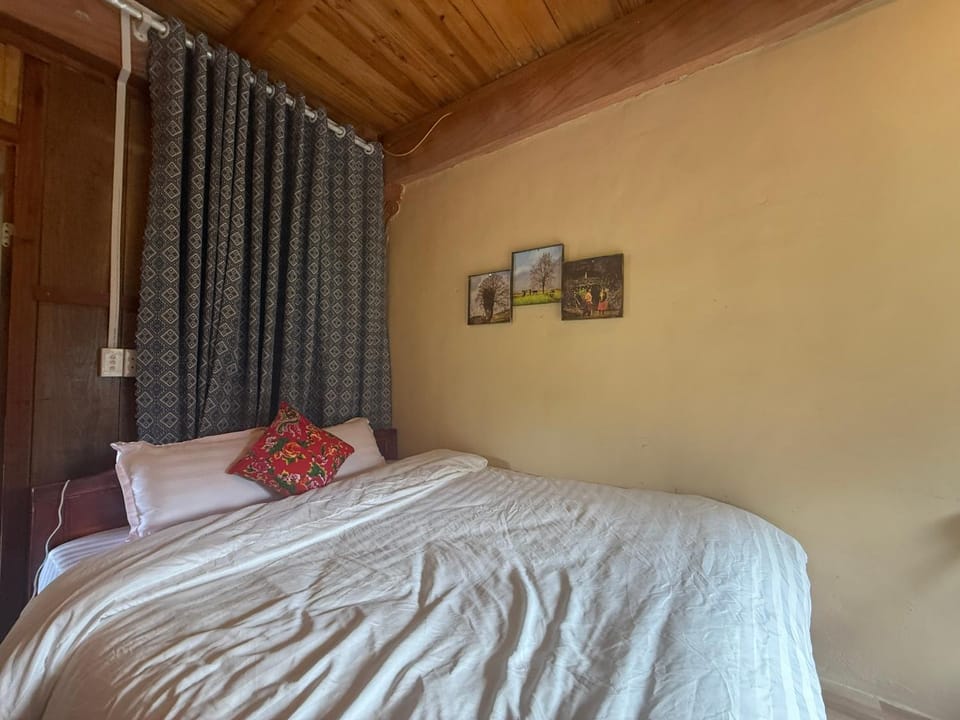 Lũng Cú H'Mông Homestay Country House in Vietnam