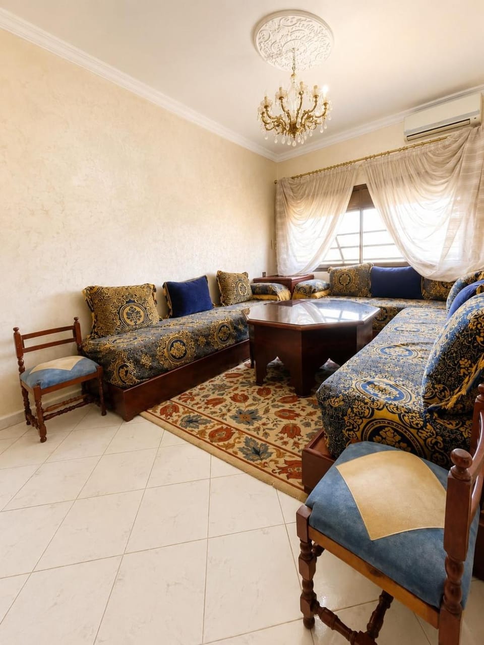 Appart Lumineux à 3 min du Souk El Had Wi-Fi & Clim Apartment in Agadir