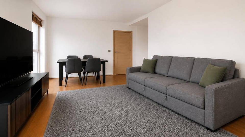 Canary Comfort Suites Apartment in London
