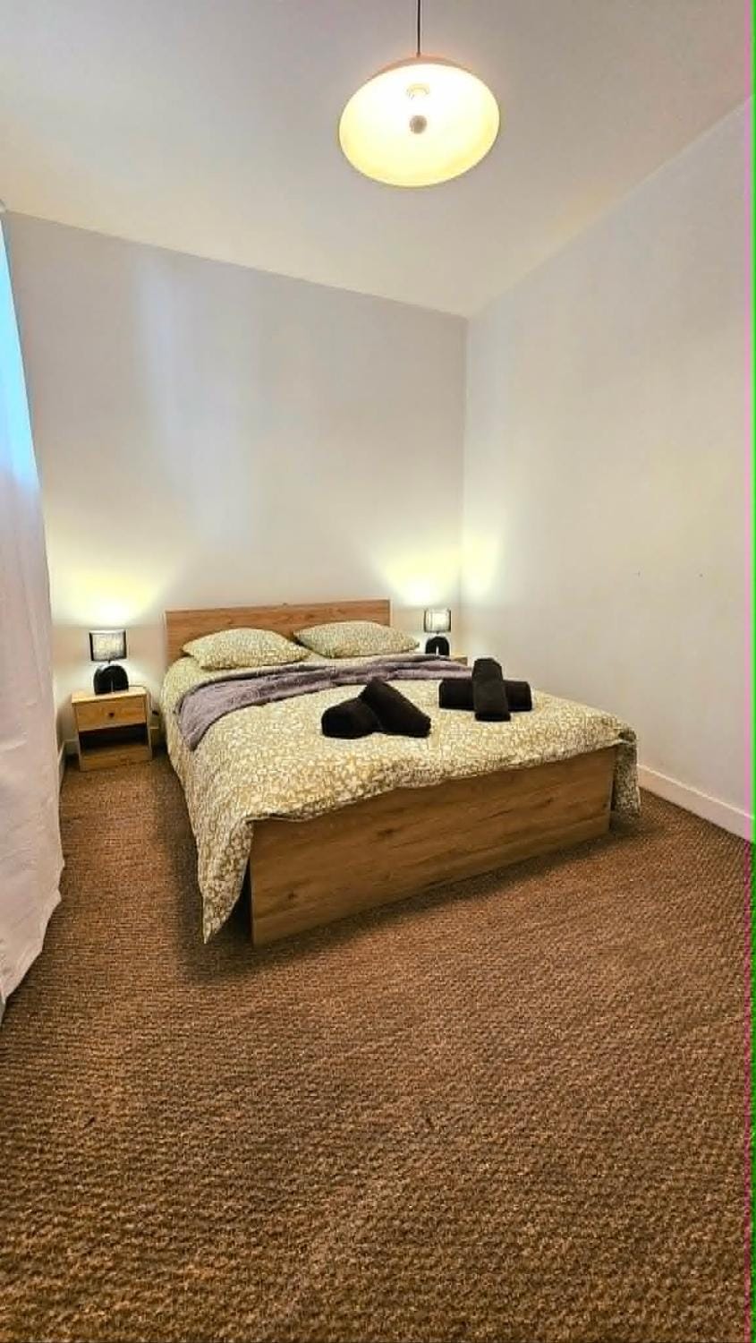 Bed, Bedroom