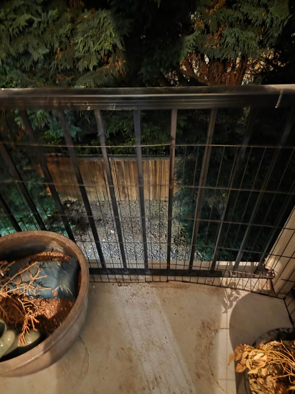 Literally just an ordinary bachelors pad Apartment in Hillsboro