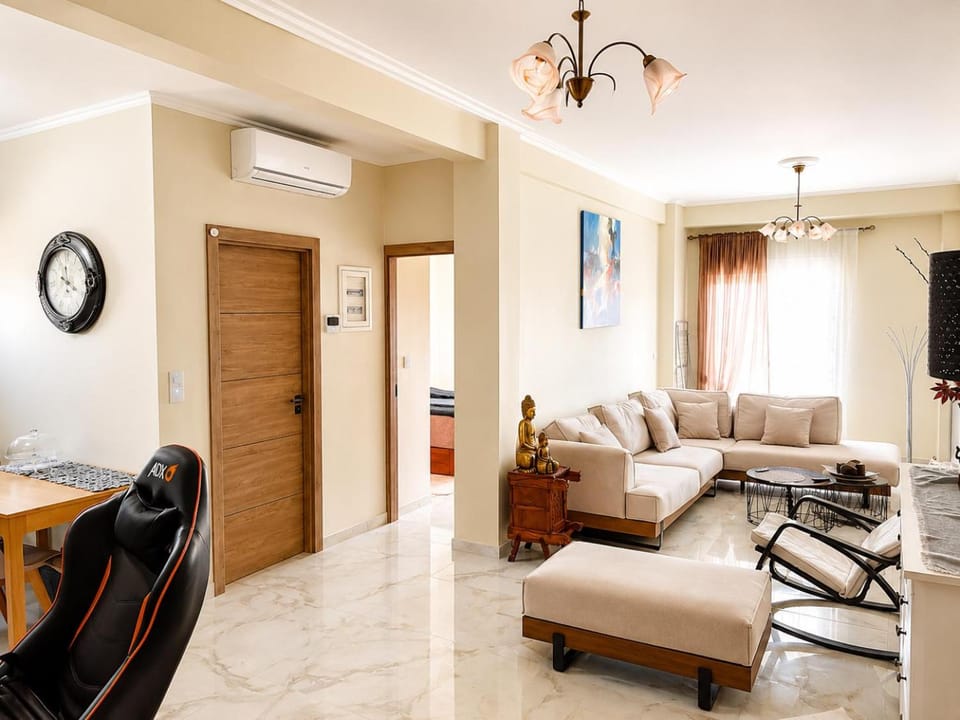 Moschato Metro Apartment Apartment in South Athens
