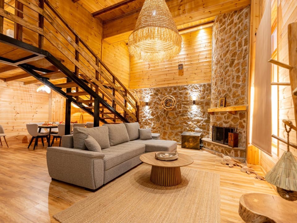 Green Olive Luxury Villas House in Halkidiki