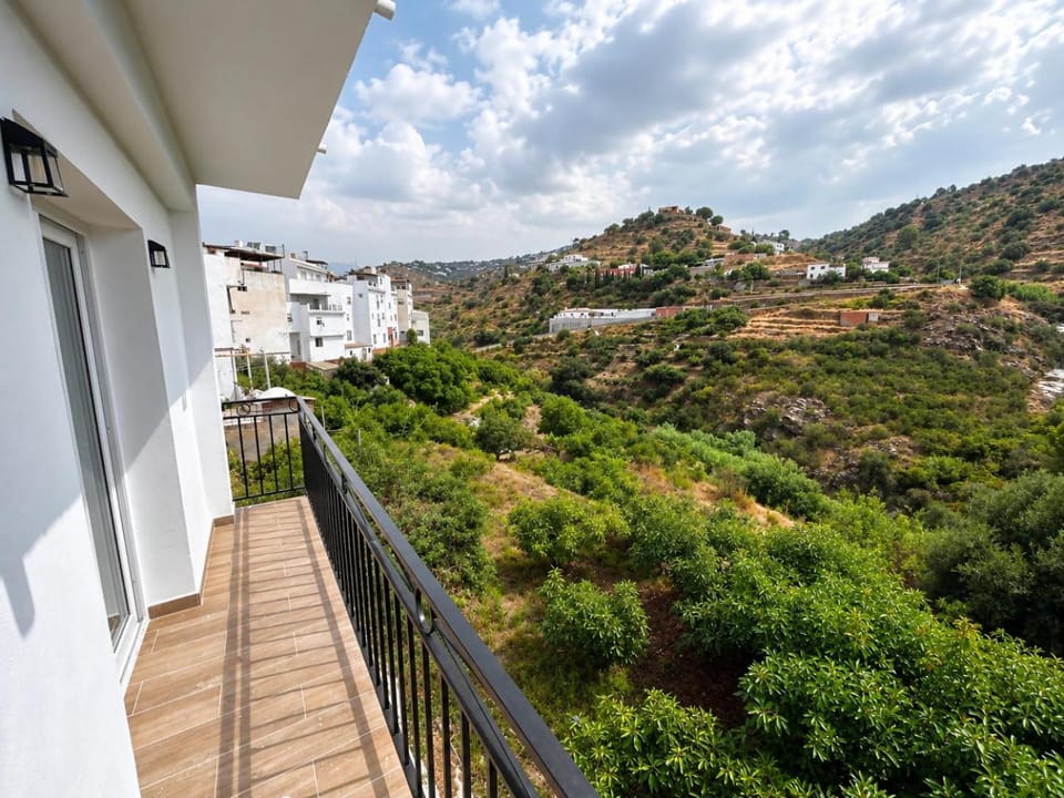 View (from property/room), Balcony/Terrace