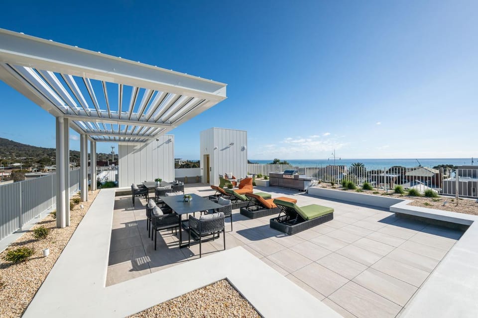 Dromana Beach Suites - 102 Apartment in Dromana