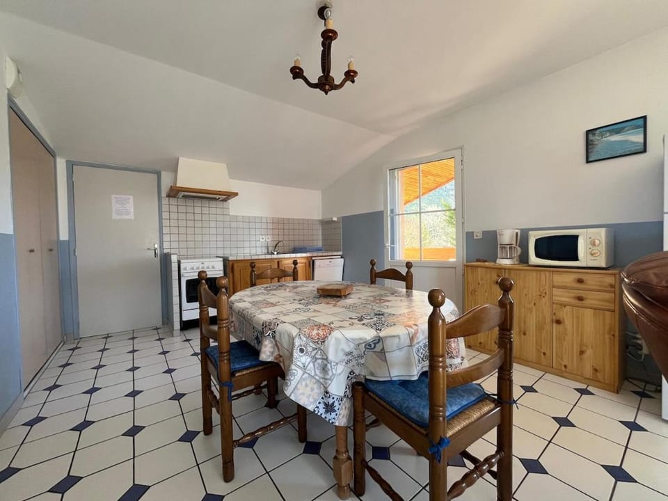 Appartement avec terrasse, quartier calme ! Apartment in Provence-Alpes-Côte d'Azur