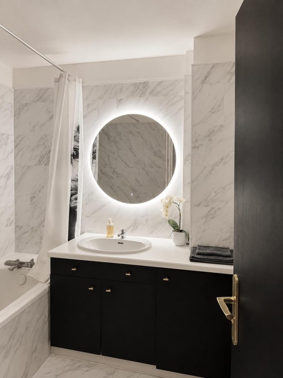 Bathroom, Bath