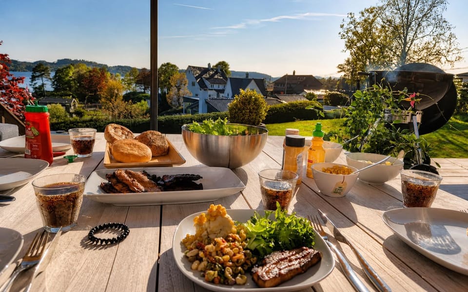 Patio, Food close-up, BBQ facilities, Garden, View (from property/room), Dining area, Garden view, Mountain view