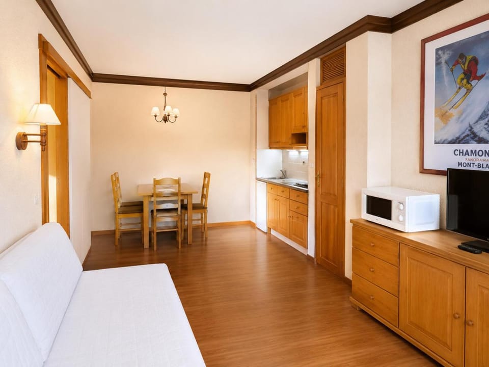 Hostdomus - A3-28 Apartment in Piedmont