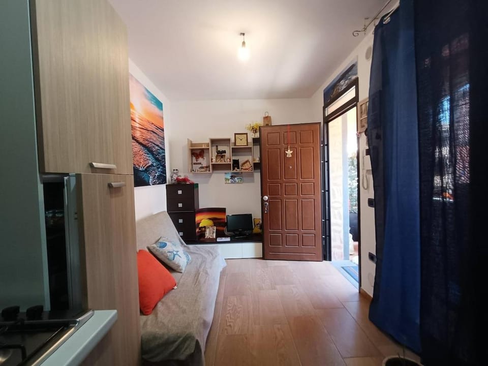 Cabras Sea Apartment in Sardinia