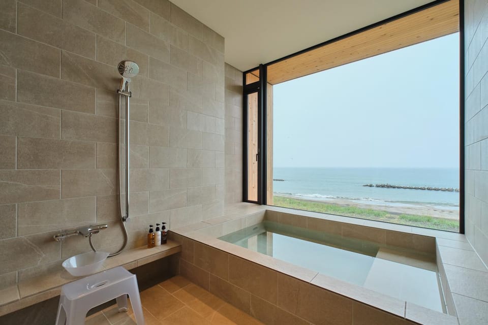 Bathroom, Bath