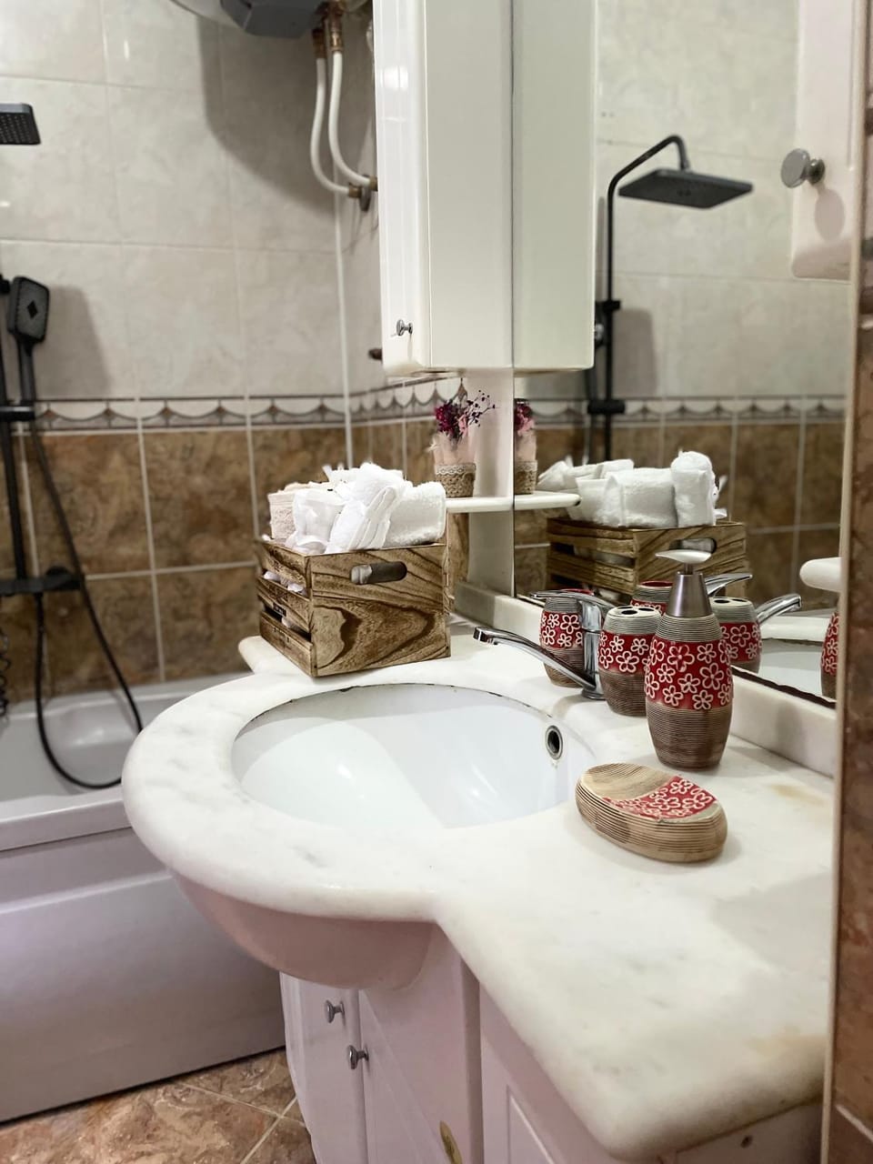 Bathroom, towels